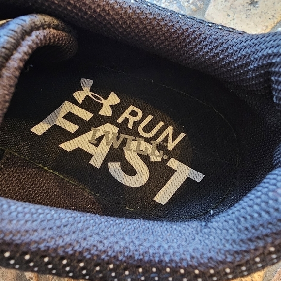 Under Armour Kick Sprint Spike Track Shoes Sneakers 1273939-100, Size 10 - Picture 8 of 12